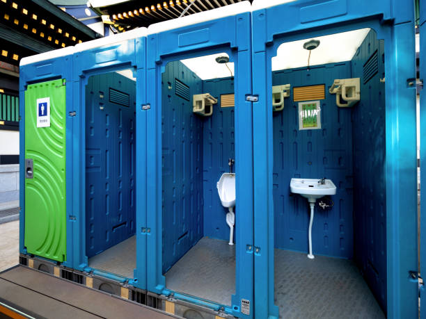 Best Porta potty rental near me  in West Ishpeng, MI